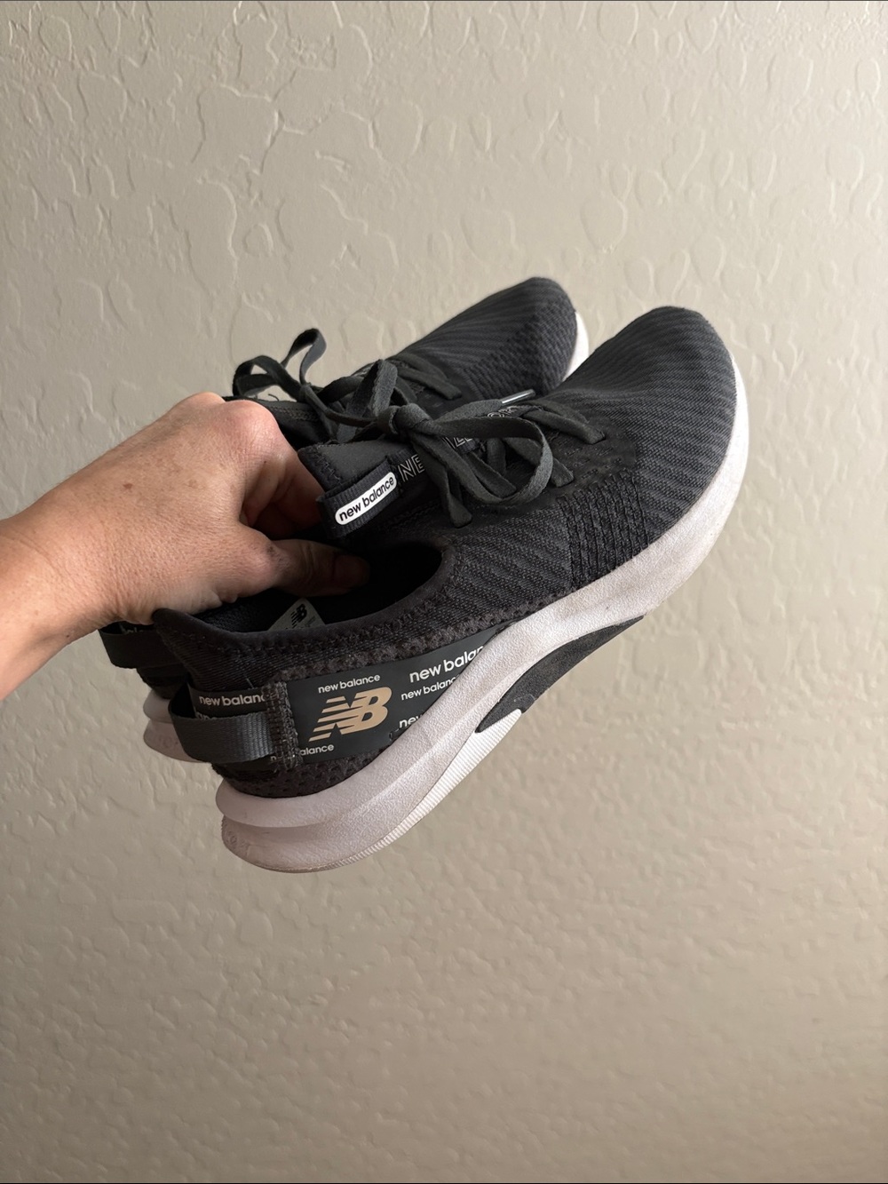 New Balance Men’s Black Athletic Sneakers with White Midsole